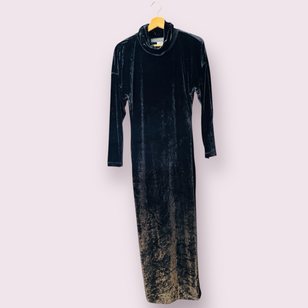 Elegant vintage Velvet cowl neck Maxi Dress in Black 90’s